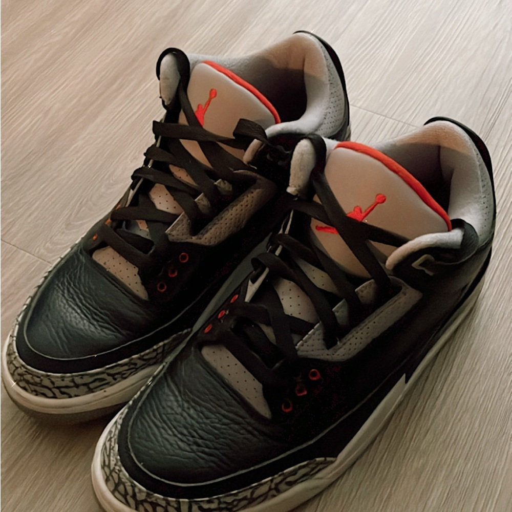 Jordan’s Retro Cement 3s